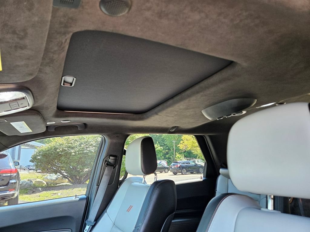Used 2021 Dodge Durango R/T w/ Tow 'N Go Package AWD/4WD image 21