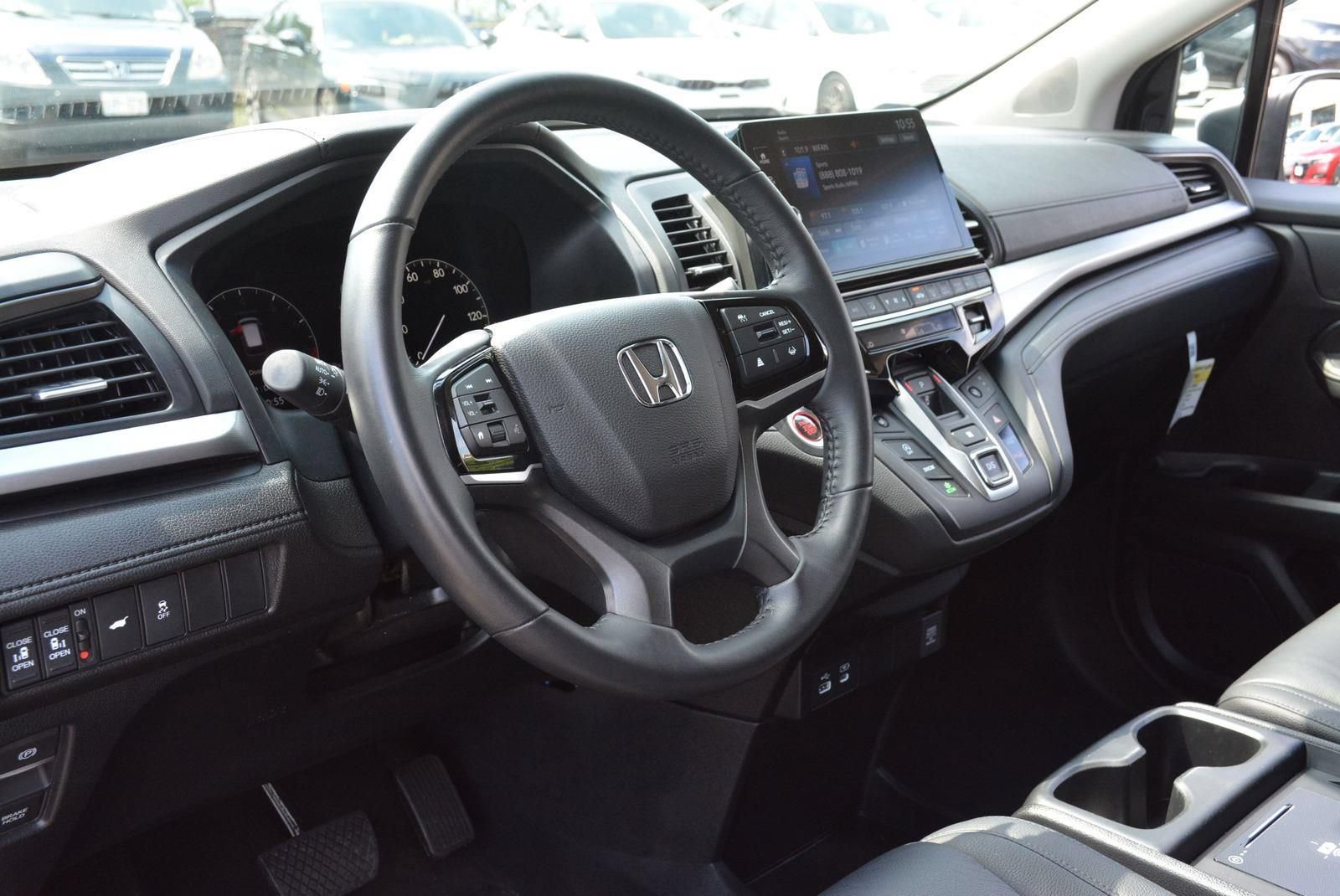 Used 2026 Honda Odyssey EX-L image 10