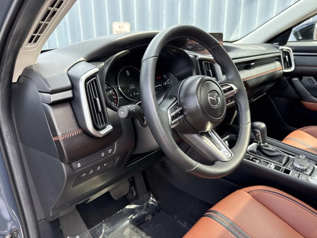 Used 2025 MAZDA CX-50 Meridian Edition w/ Weather Package AWD/4WD image 28