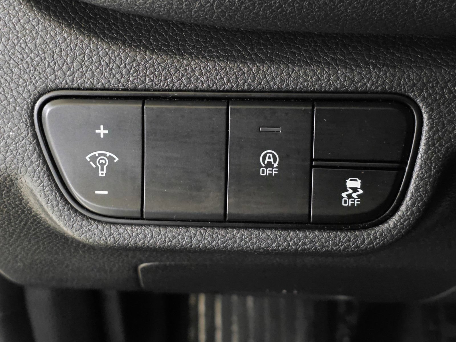 Used 2024 Kia Seltos EX FWD image 33