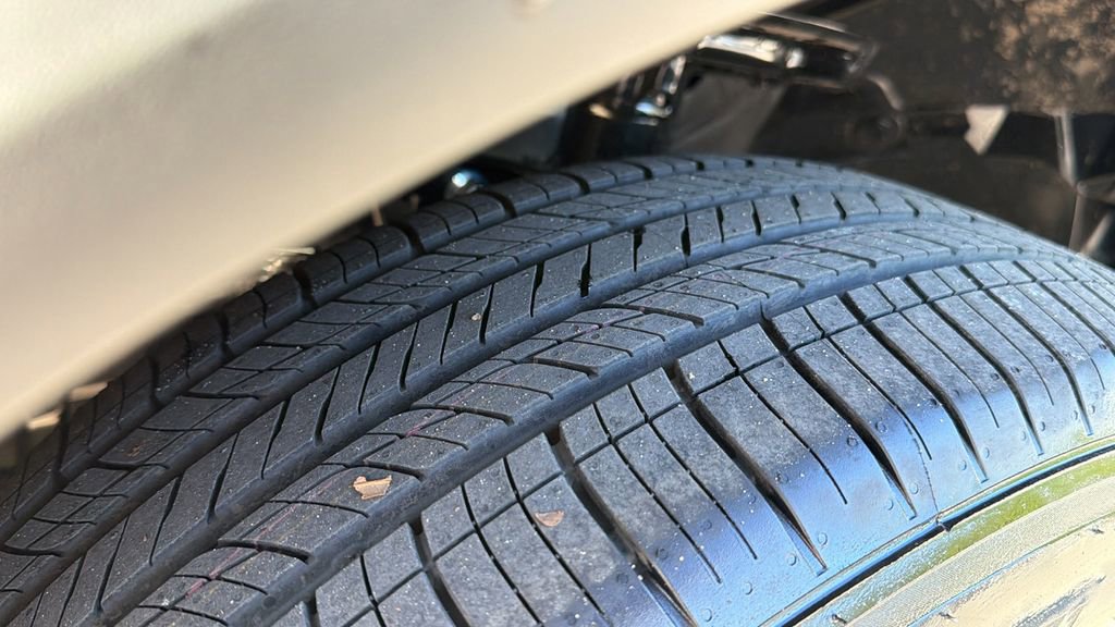 New 2026 Nissan Rogue SV image 12