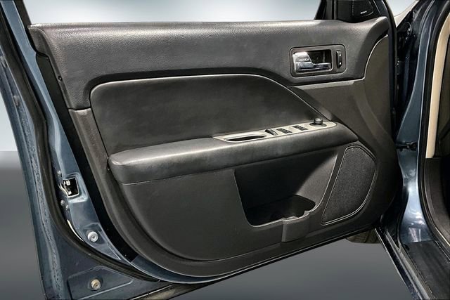 Used 2012 Ford Fusion SEL FWD image 18