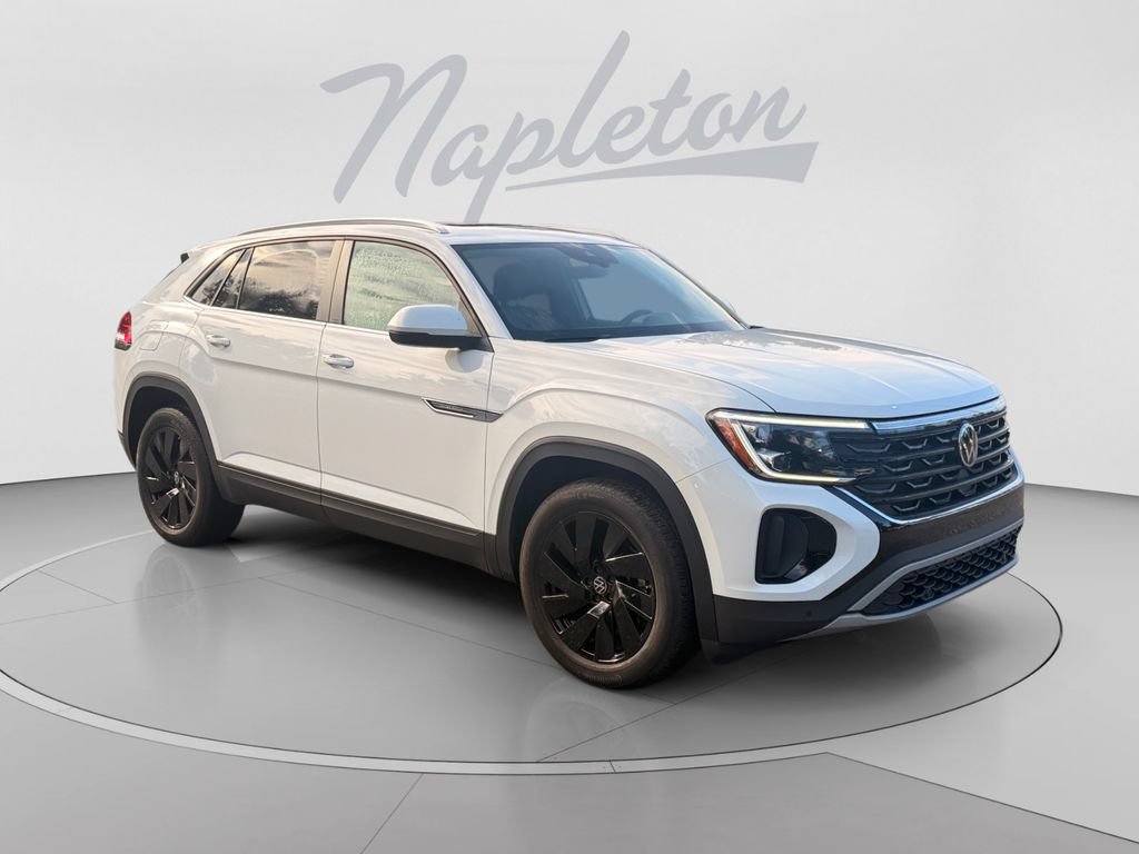 Used 2025 Volkswagen Atlas Cross Sport SE FWD image 8