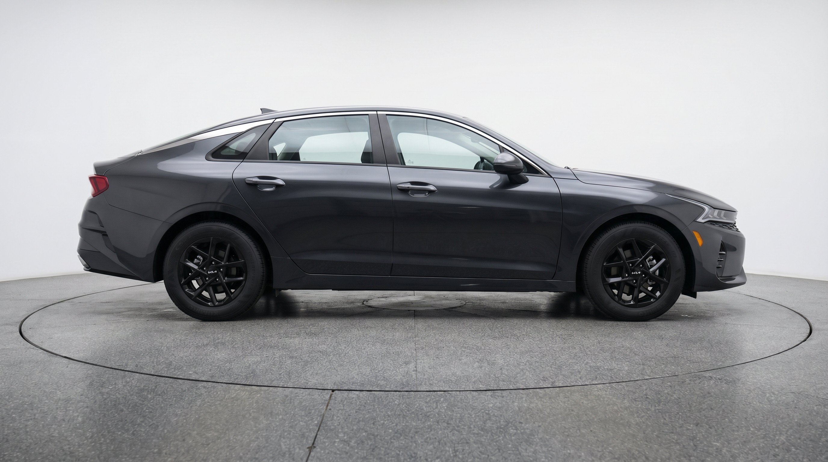 Used 2025 Kia K5 LXS FWD image 11