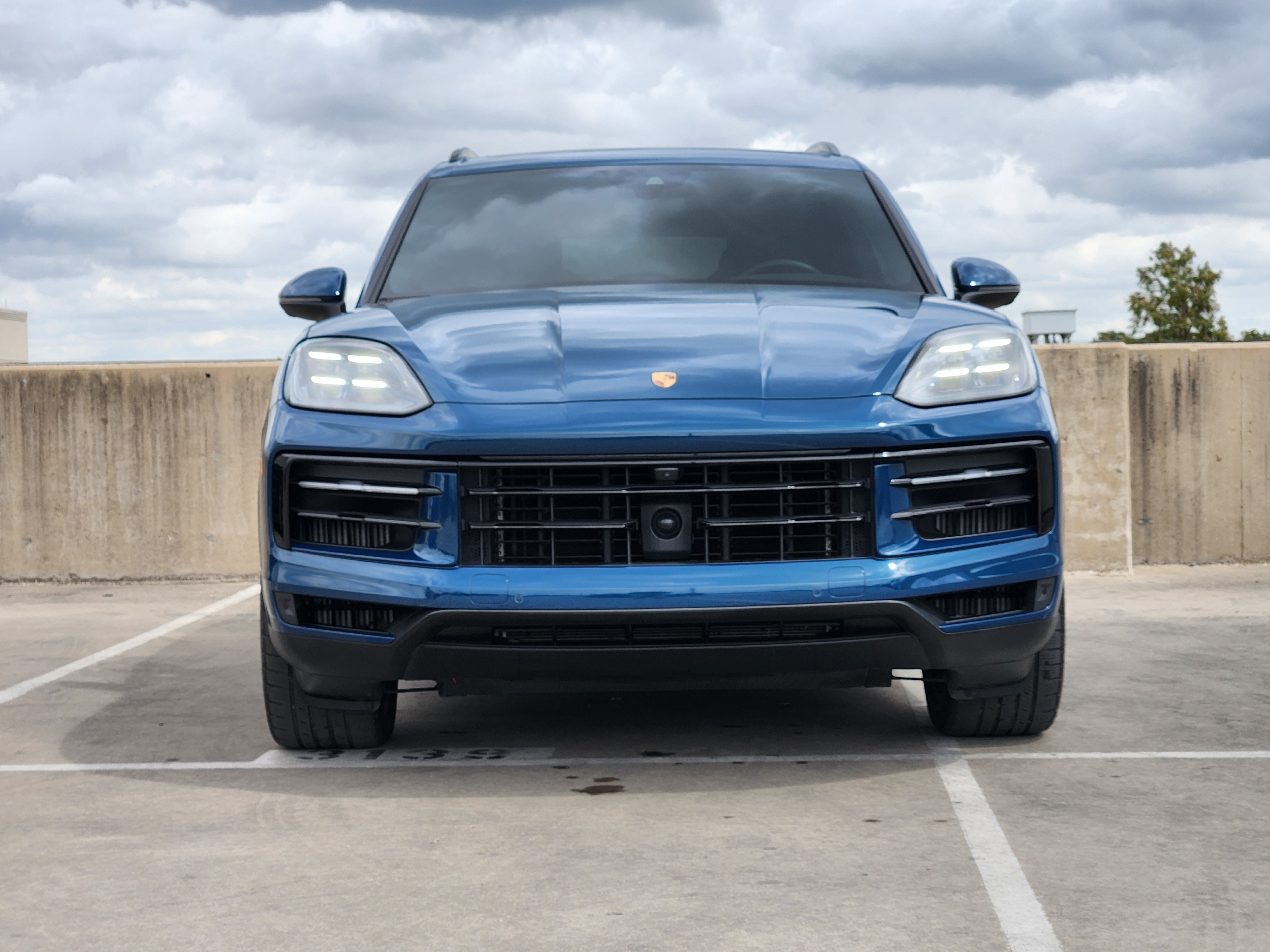 Certified 2025 Porsche Cayenne S AWD/4WD image 11