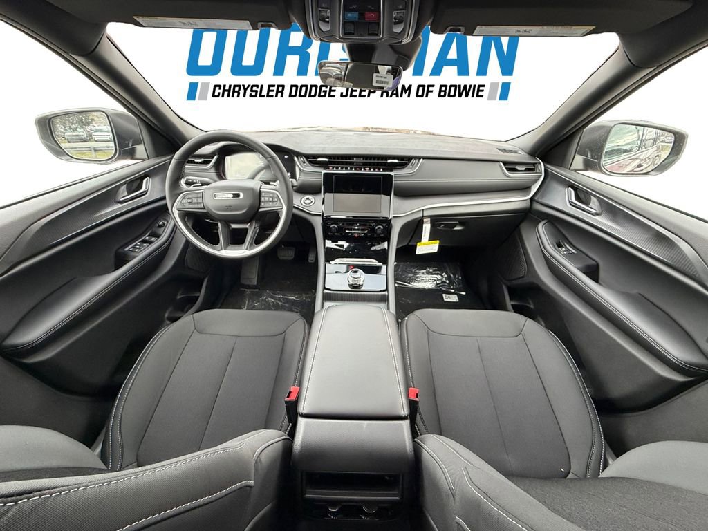 New 2025 Jeep Grand Cherokee Laredo X w/ Luxury Tech Group I image 22