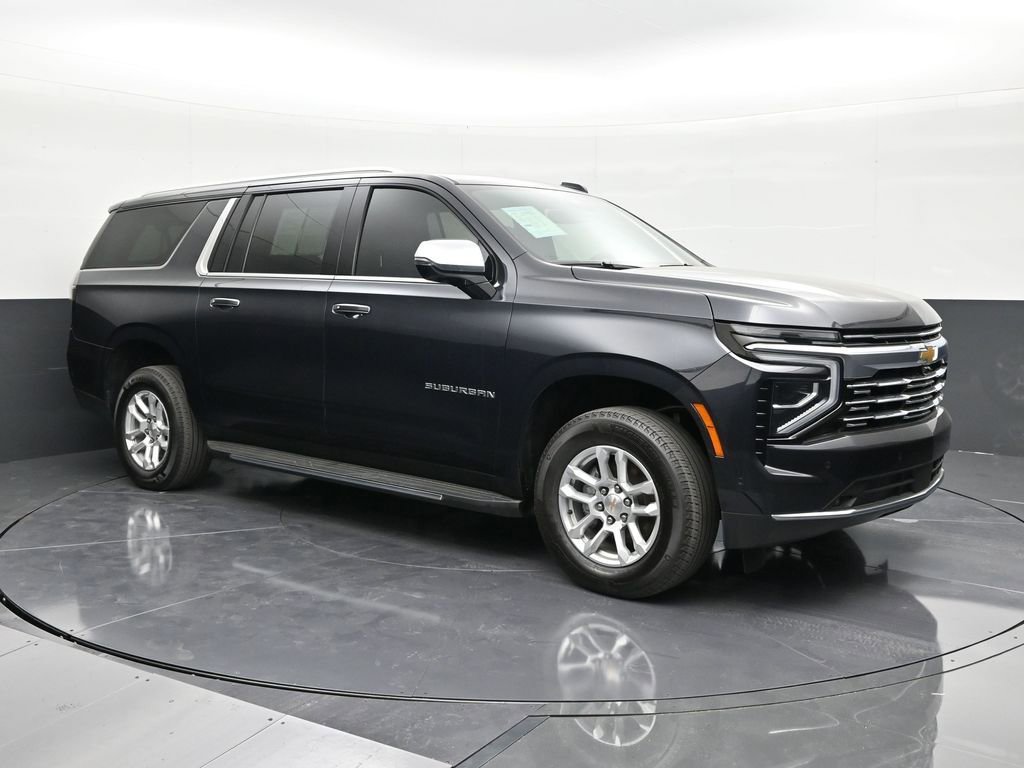 Certified 2025 Chevrolet Suburban Premier image 7
