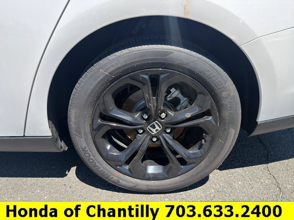 Used 2025 Honda Accord SE image 29