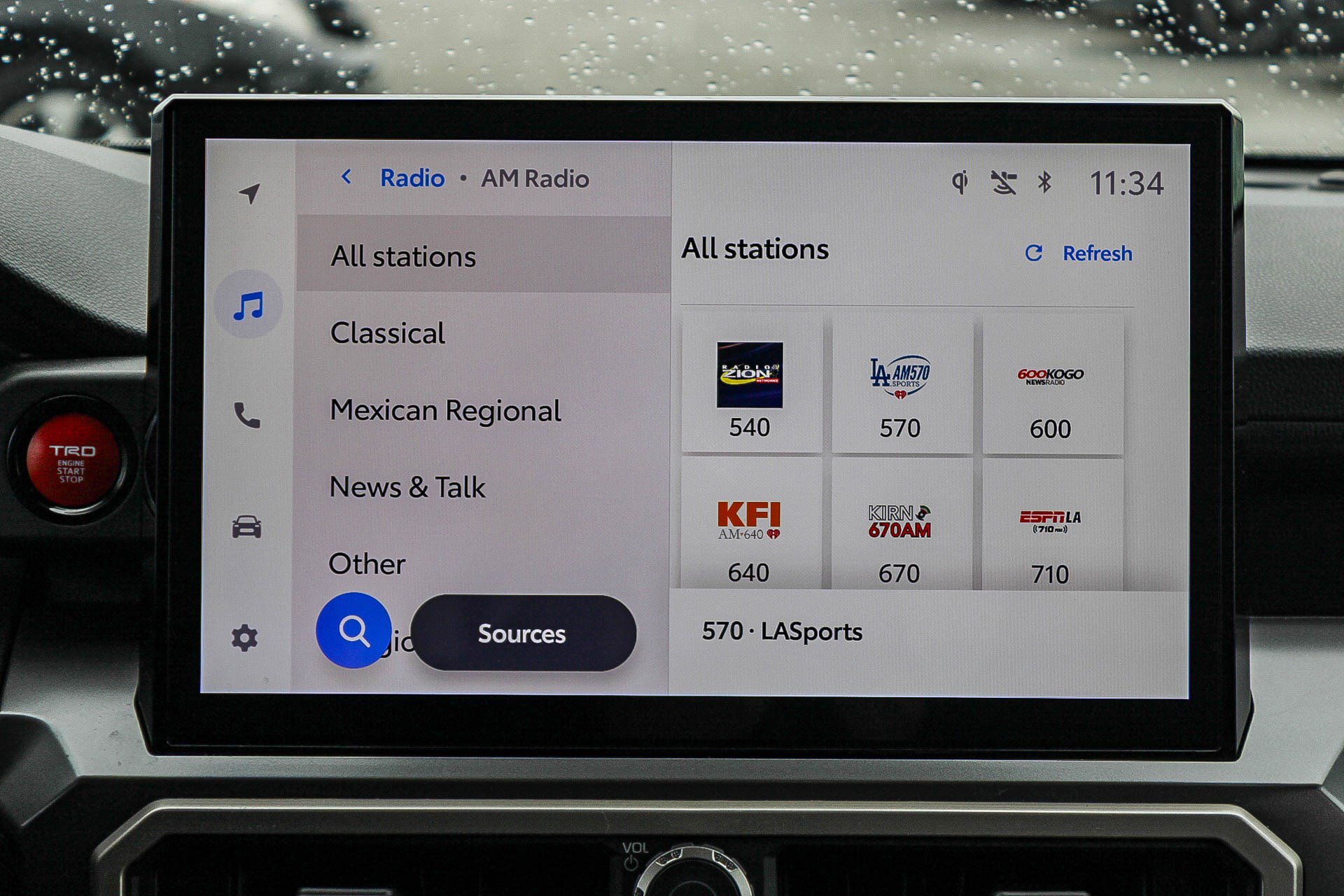 Used 2024 Toyota Tacoma TRD Off-Road image 15