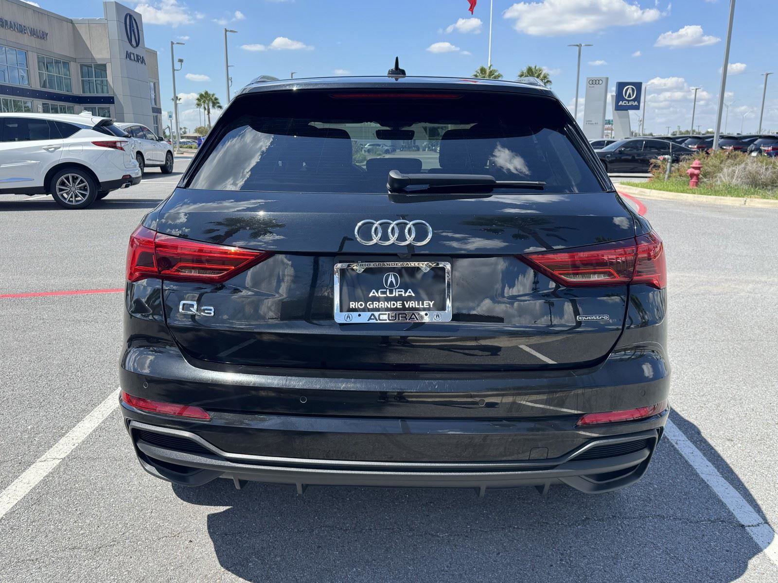 Used 2024 Audi Q3 2.0T Premium image 20