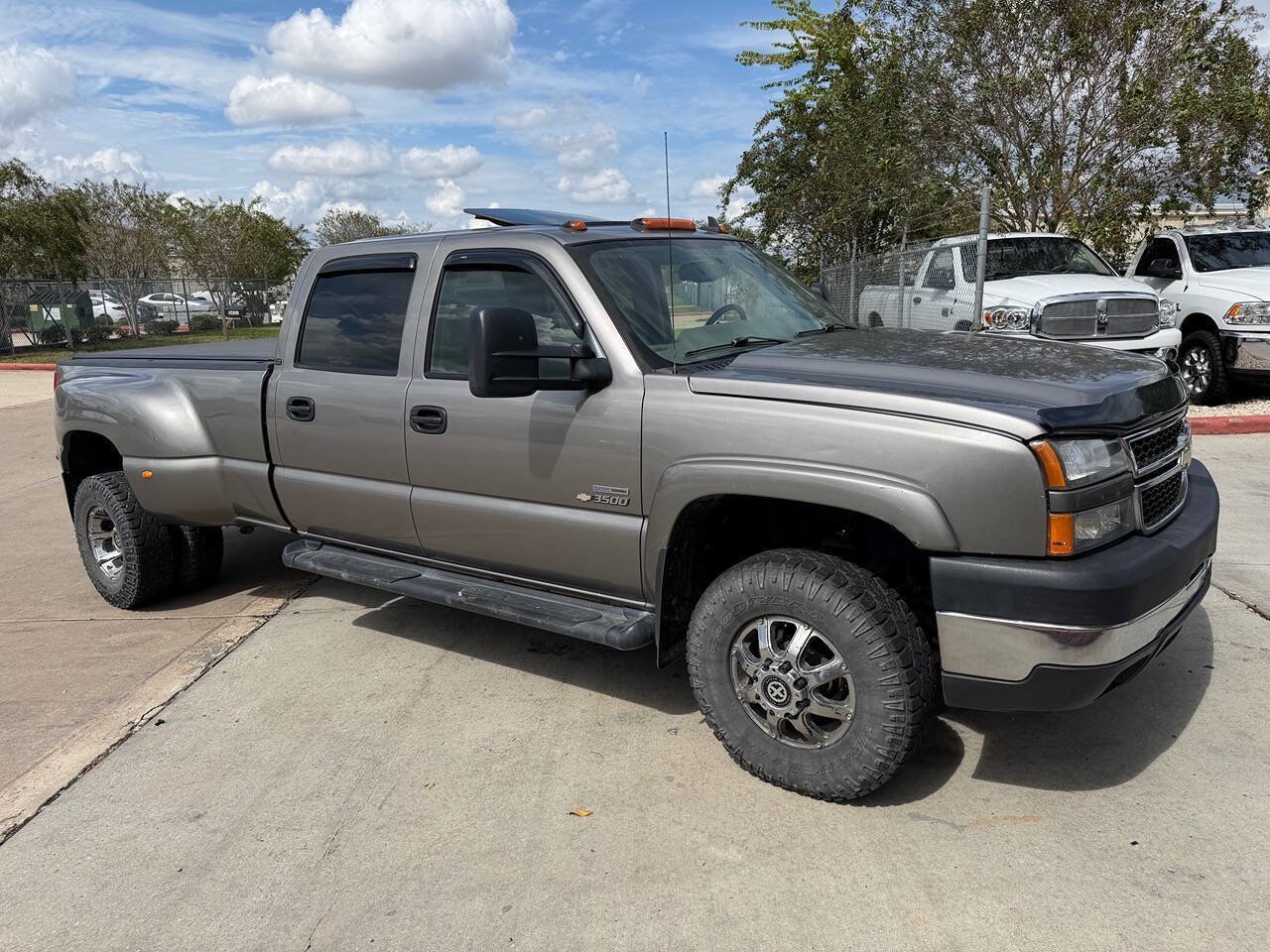 Used 2006 Chevrolet Silverado 3500 4x4 Crew Cab