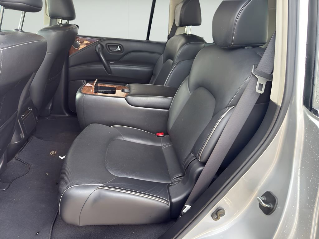 Used 2018 INFINITI QX80 4WD w/ Driver Assistance Package image 11