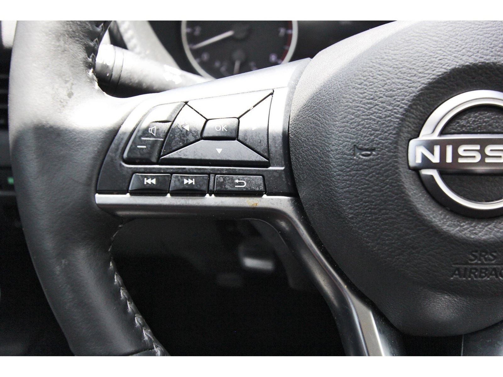 Used 2025 Nissan Sentra SV w/ All-Weather Package FWD image 19