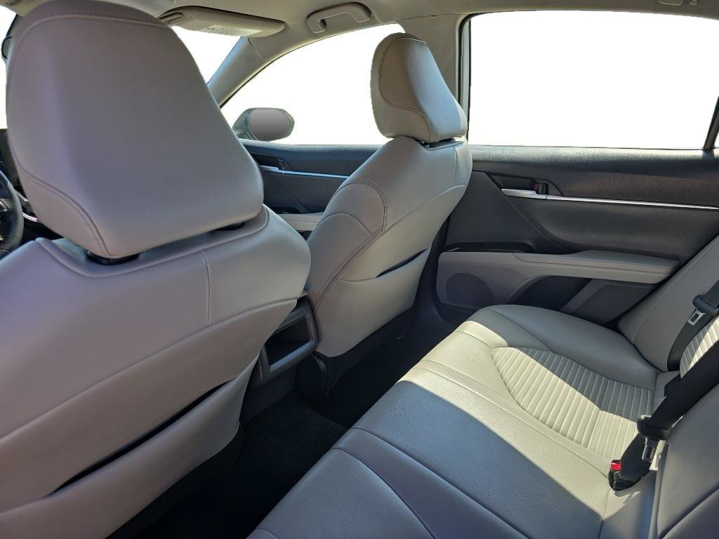 Used 2024 Toyota Camry SE FWD image 7