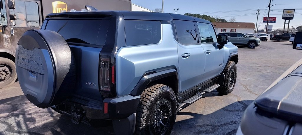 Used 2024 GMC Hummer EV 3X w/ Omega Edition image 7
