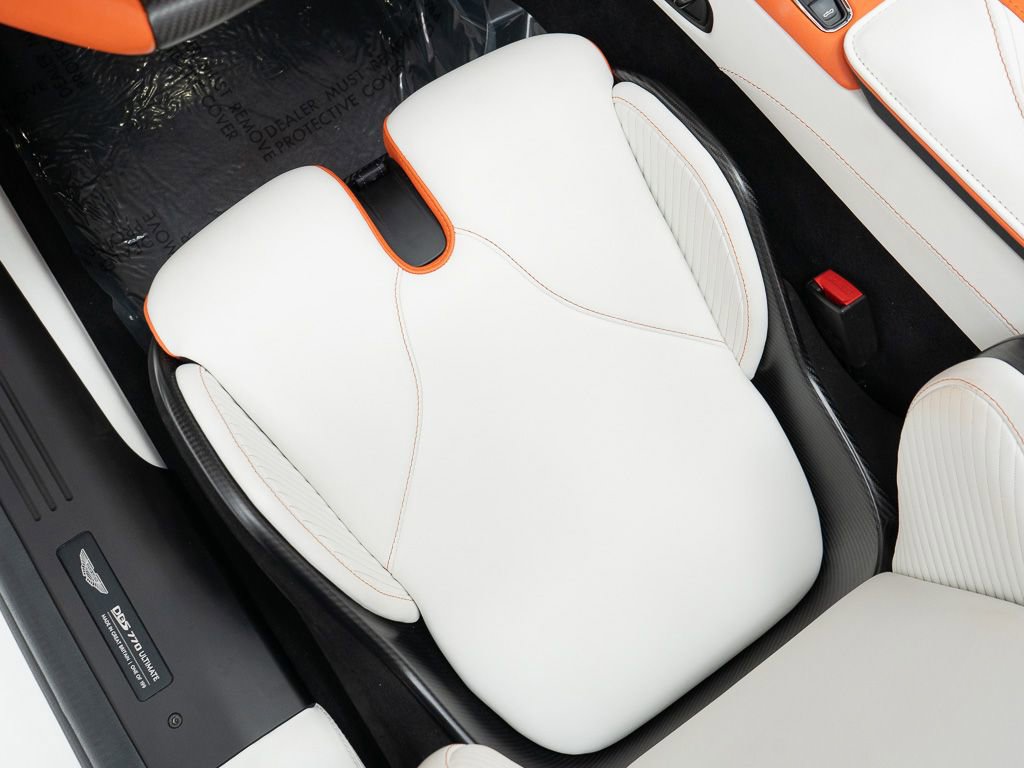 Used 2023 Aston Martin DBS Superleggera Volante image 28