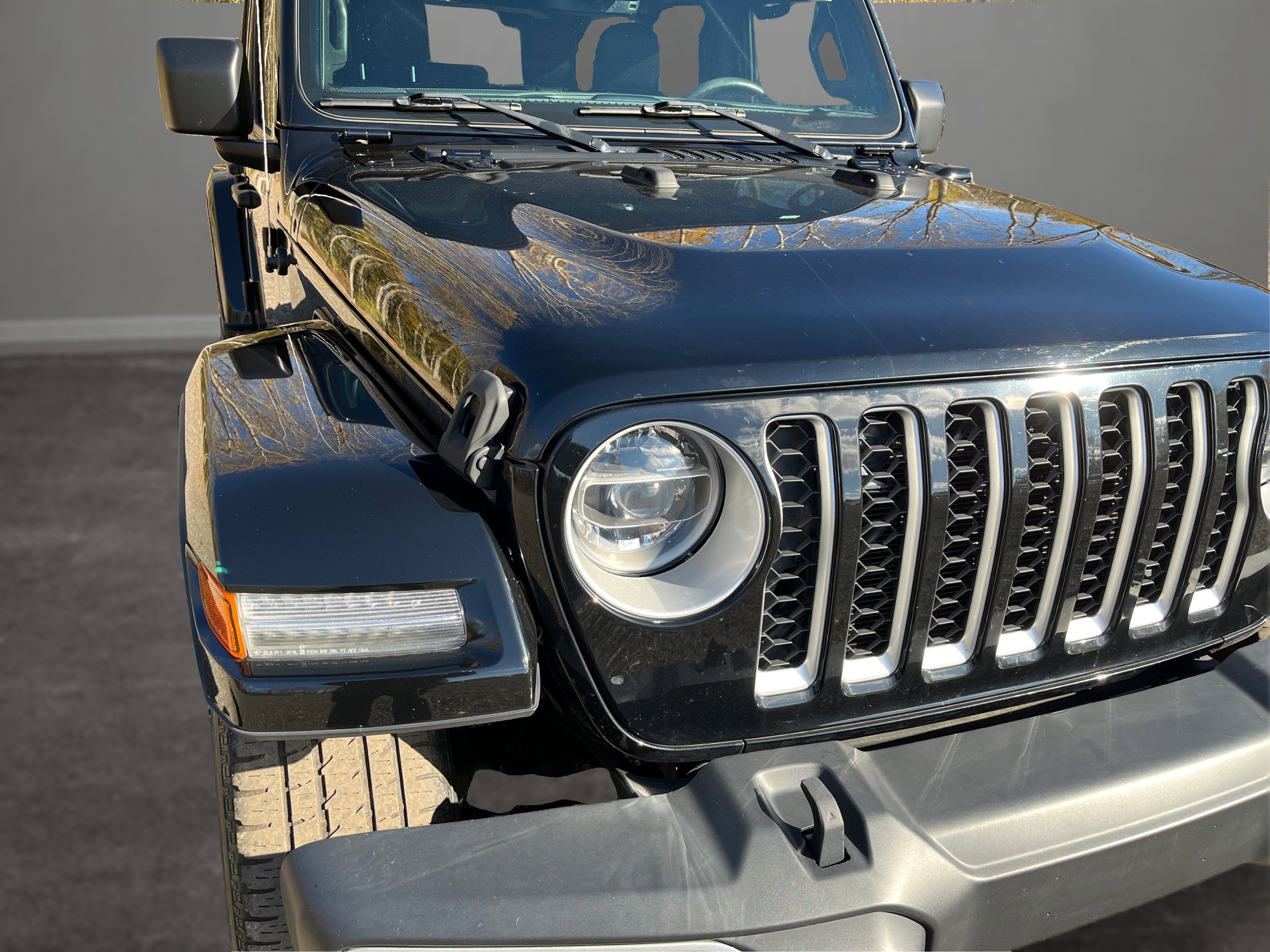 Used 2021 Jeep Wrangler Unlimited Sahara w/ Cold Weather Group image 35