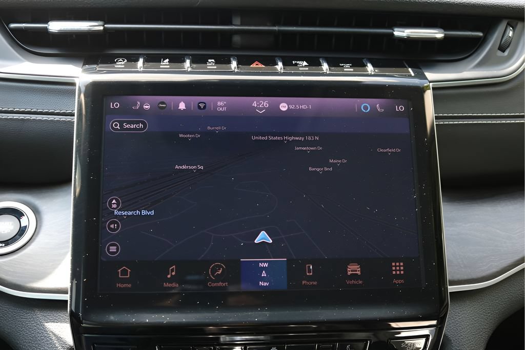 Used 2024 Jeep Grand Cherokee Limited RWD image 23