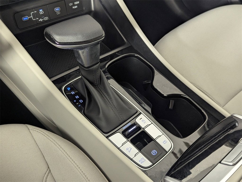 Certified 2025 Hyundai Tucson SE image 22