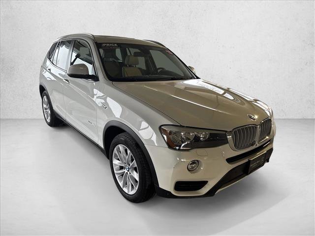 Used 2015 BMW X3 xDrive28d image 3