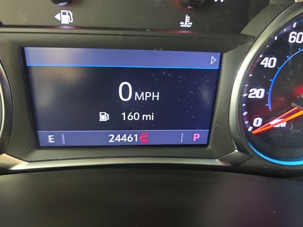 Used 2023 Chevrolet Equinox Premier AWD/4WD image 16