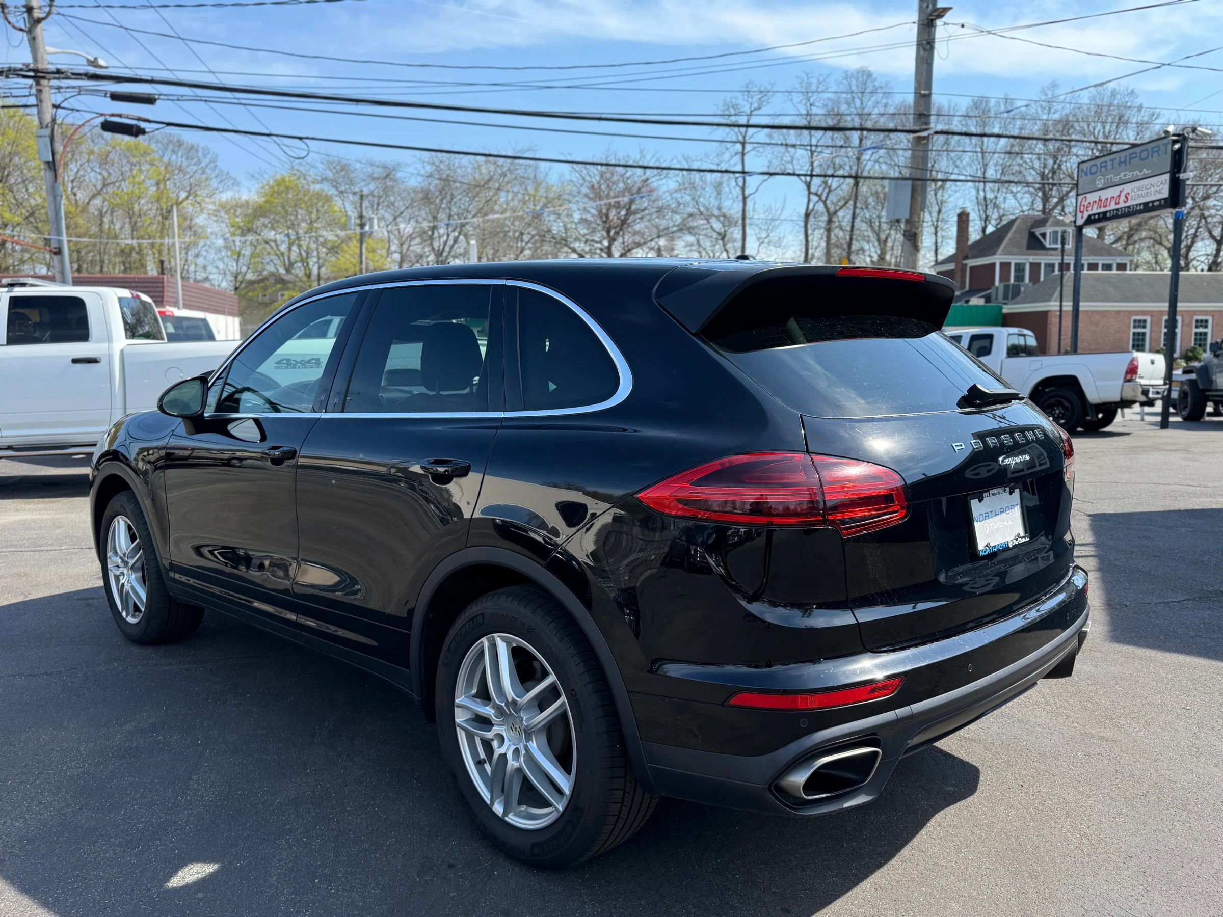 Used 2016 Porsche Cayenne image 4