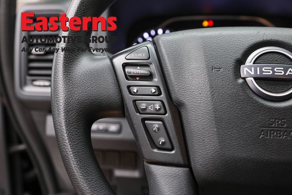 Used 2022 Nissan Frontier S RWD image 14