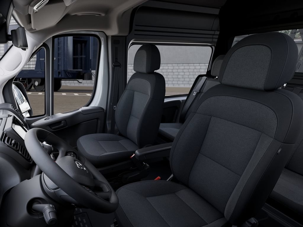 New 2025 RAM ProMaster 3500 w/ Crew Van Package FWD image 24