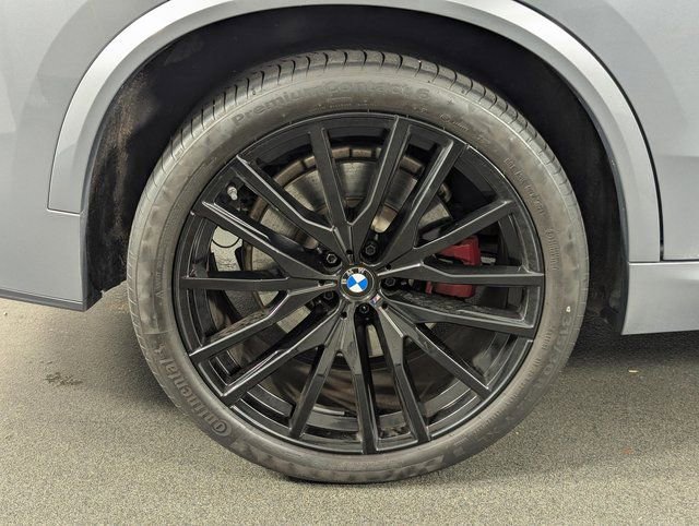 Used 2024 BMW X5 M60i AWD/4WD image 13