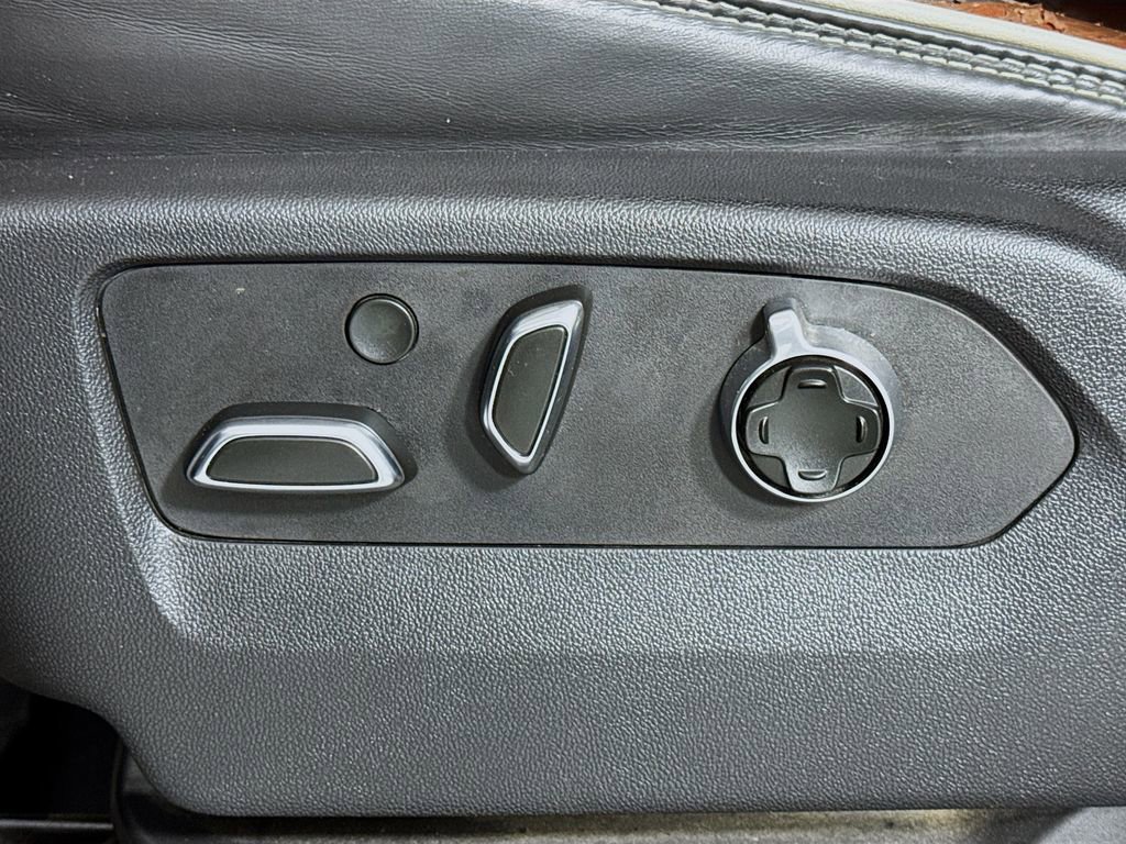 Used 2023 GMC Sierra 1500 Denali Ultimate AWD/4WD image 17