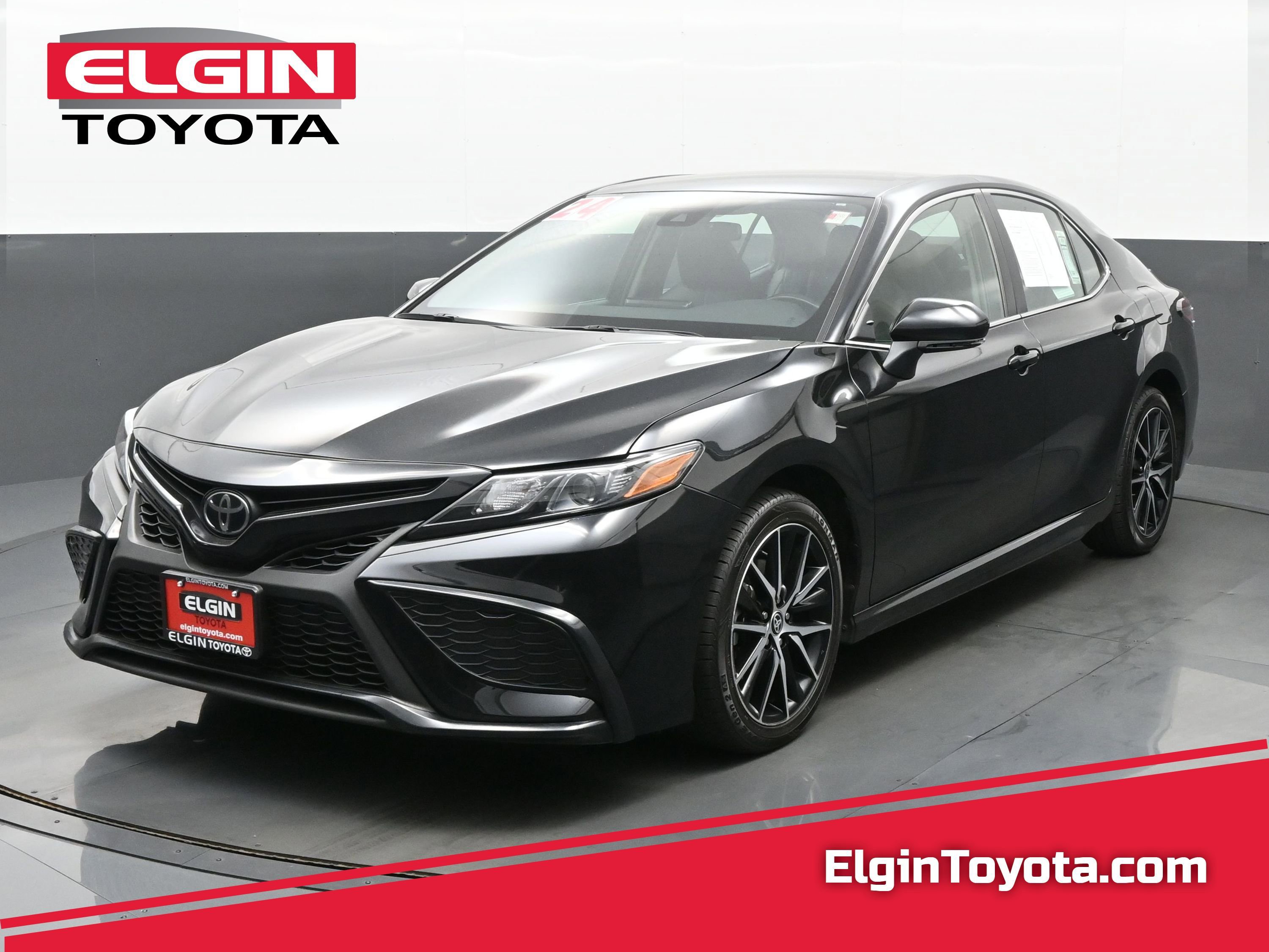 Used 2024 Toyota Camry SE