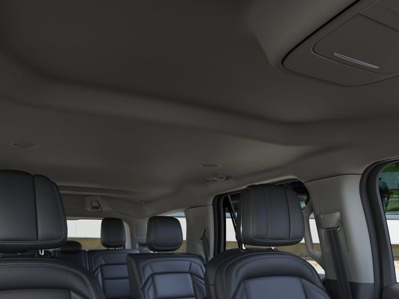 New 2026 Lincoln Navigator Premiere image 22