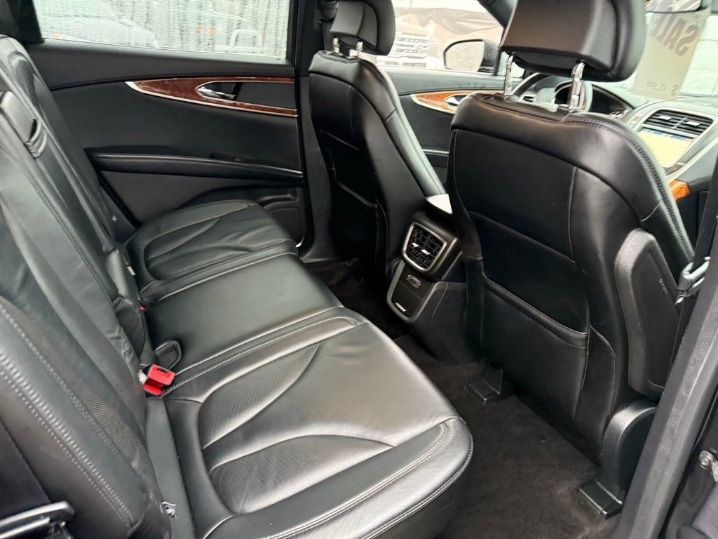 Used 2016 Lincoln MKX Select w/ Select Plus Package image 14