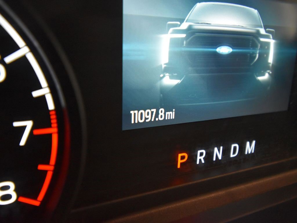 Used 2023 Ford F150 XLT w/ XTR Package image 13