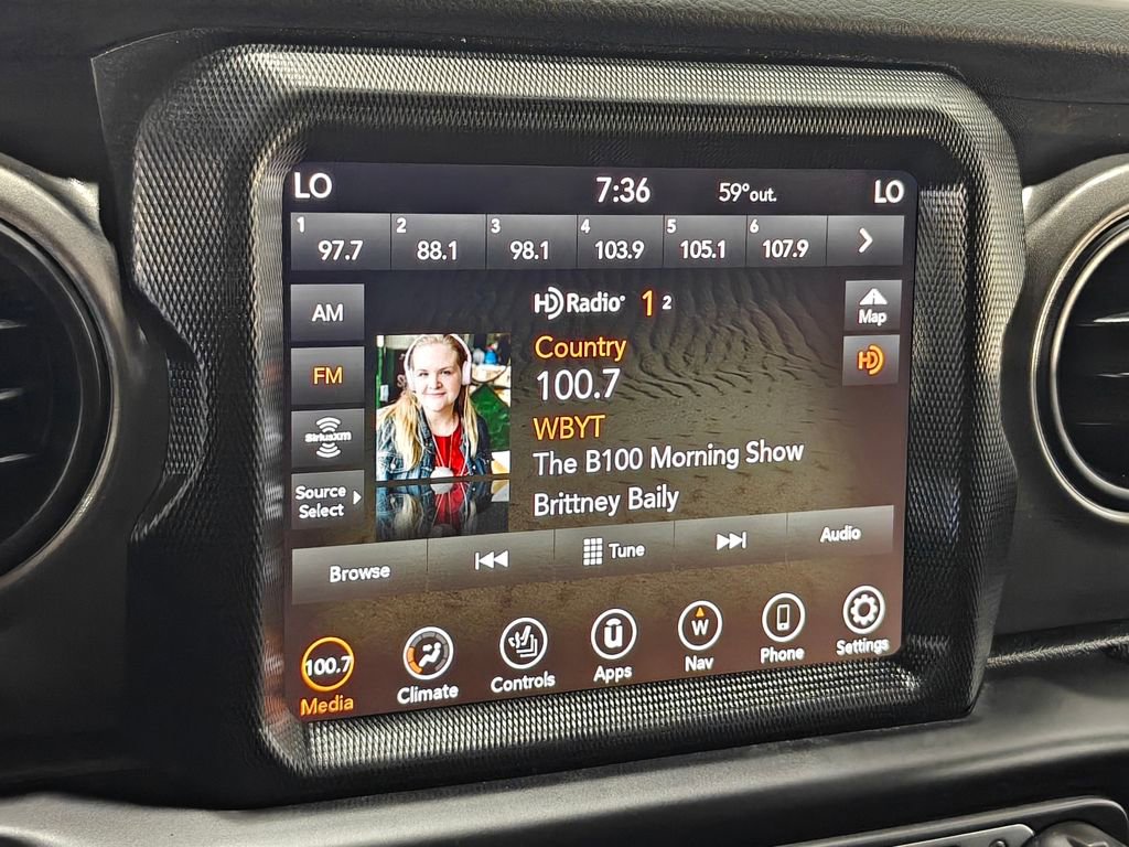 Used 2023 Jeep Gladiator Willys image 41