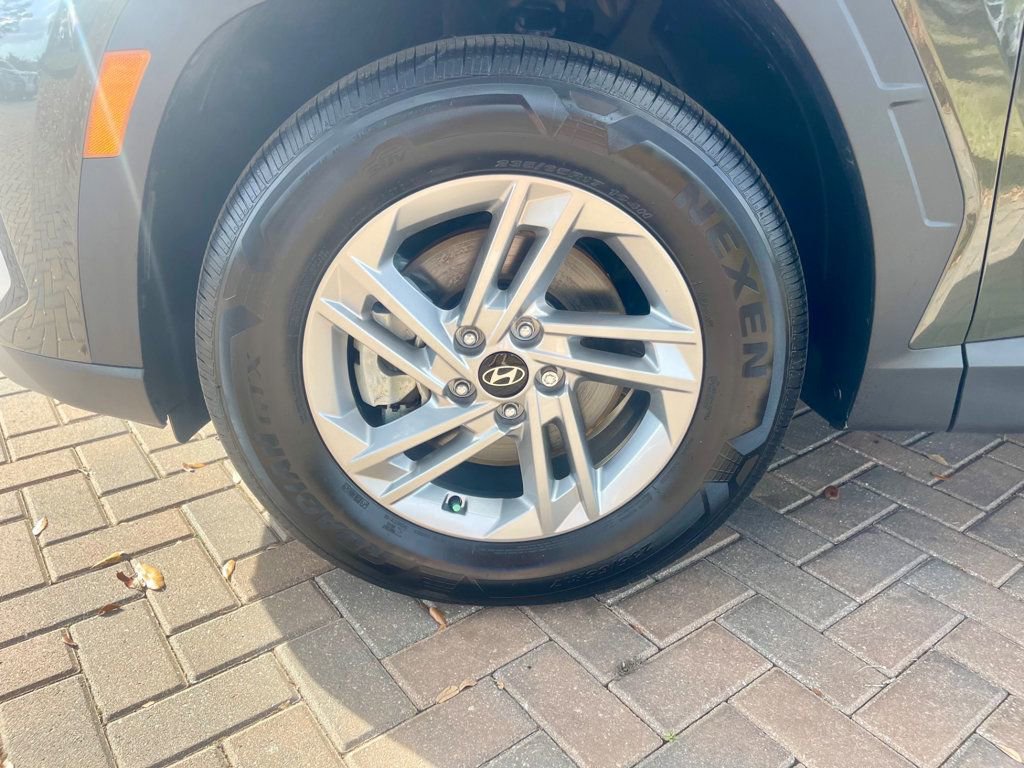 Used 2025 Hyundai Tucson SE image 8