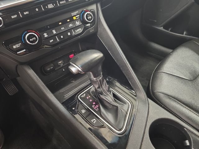 Used 2020 Kia Niro EX Premium FWD image 25