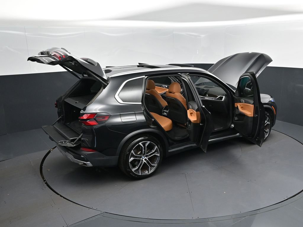 Certified 2024 BMW X5 sDrive40i w/ Premium Package RWD image 49