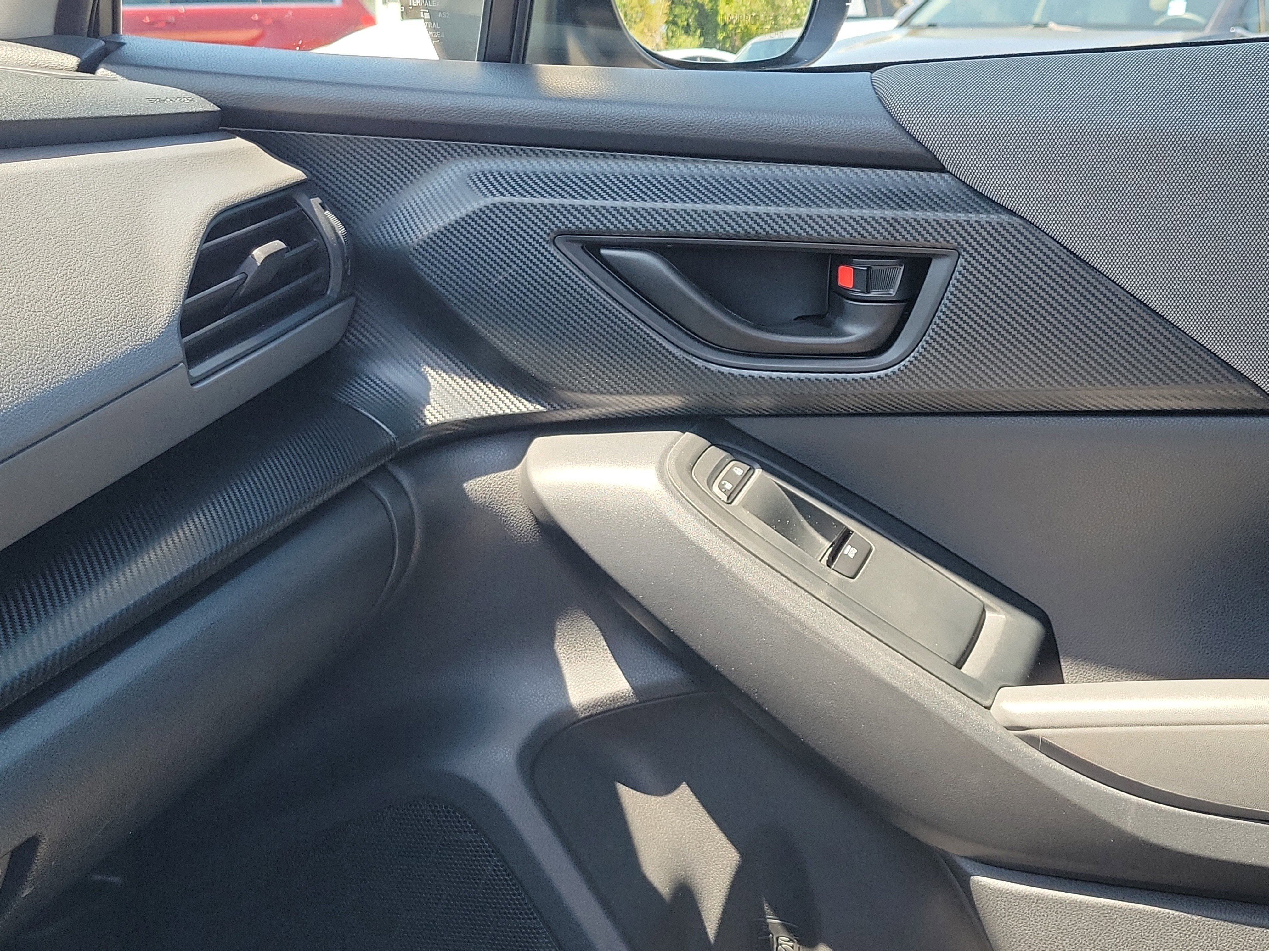 Certified 2024 Subaru Crosstrek 2.0i image 30