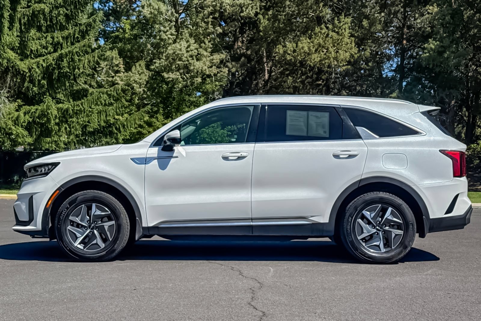 Used 2022 Kia Sorento S FWD image 8