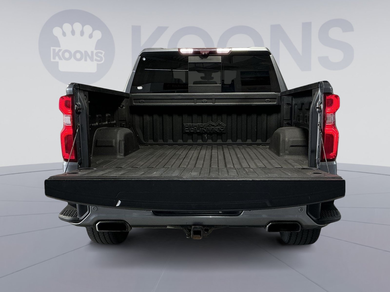 Used 2020 Chevrolet Silverado 1500 High Country w/ Technology Package AWD/4WD image 25