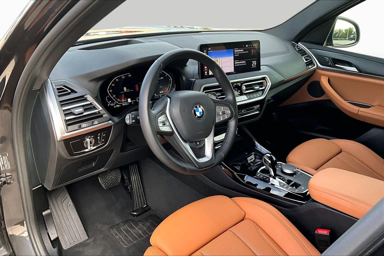 Used 2024 BMW X3 sDrive30i w/ Premium Package RWD image 16