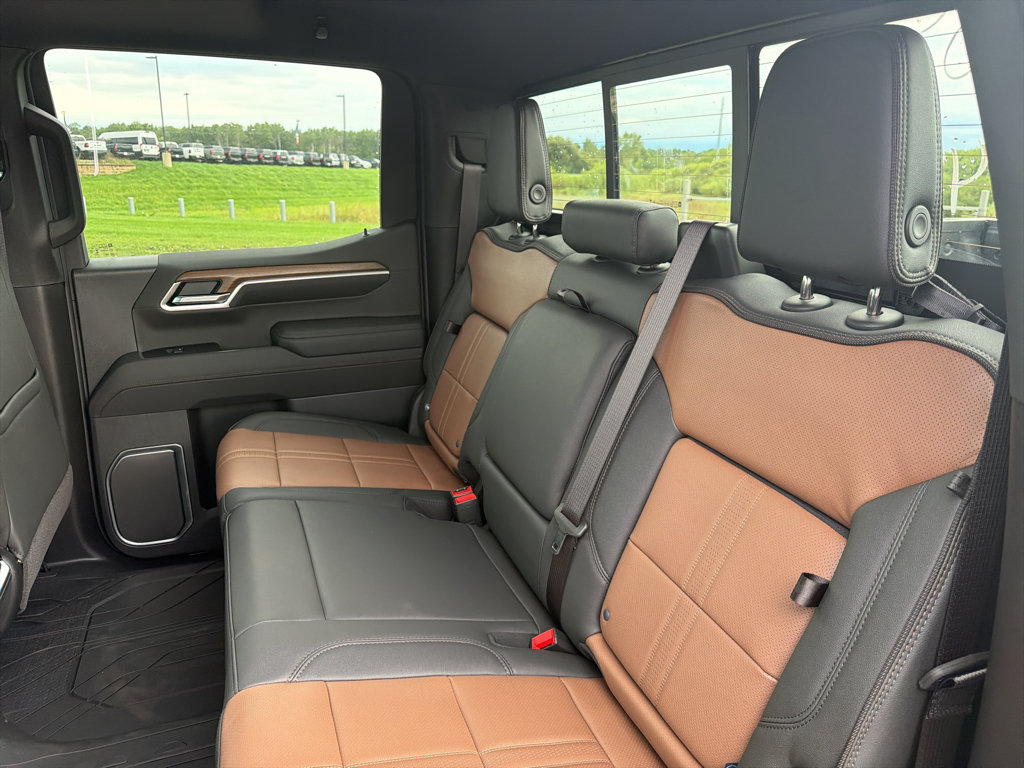 New 2026 Chevrolet Silverado 1500 High Country AWD/4WD image 37