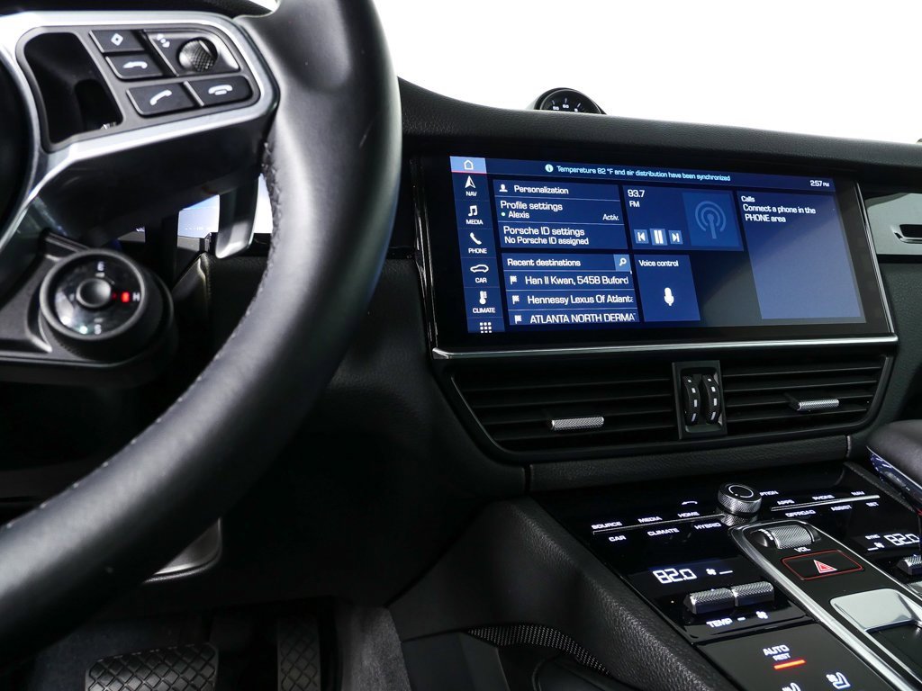 Used 2020 Porsche Cayenne E-Hybrid image 13