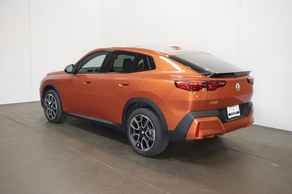 Certified 2025 BMW X2 xDrive28i w/ Premium Package AWD/4WD image 6