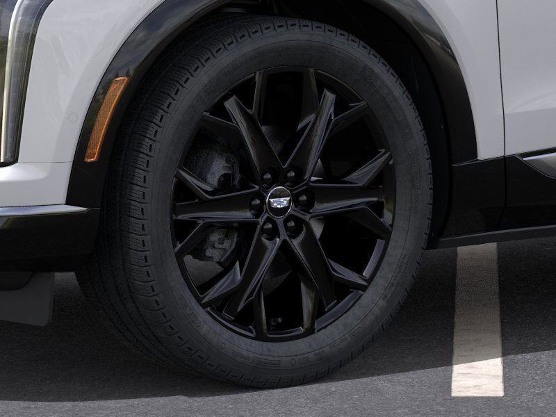 New 2025 Cadillac Optiq Luxury 1 w/ LPO, ONYX Package image 9