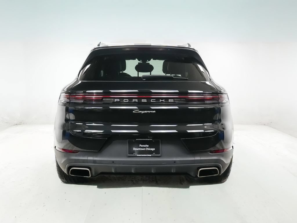 Certified 2024 Porsche Cayenne AWD/4WD image 11