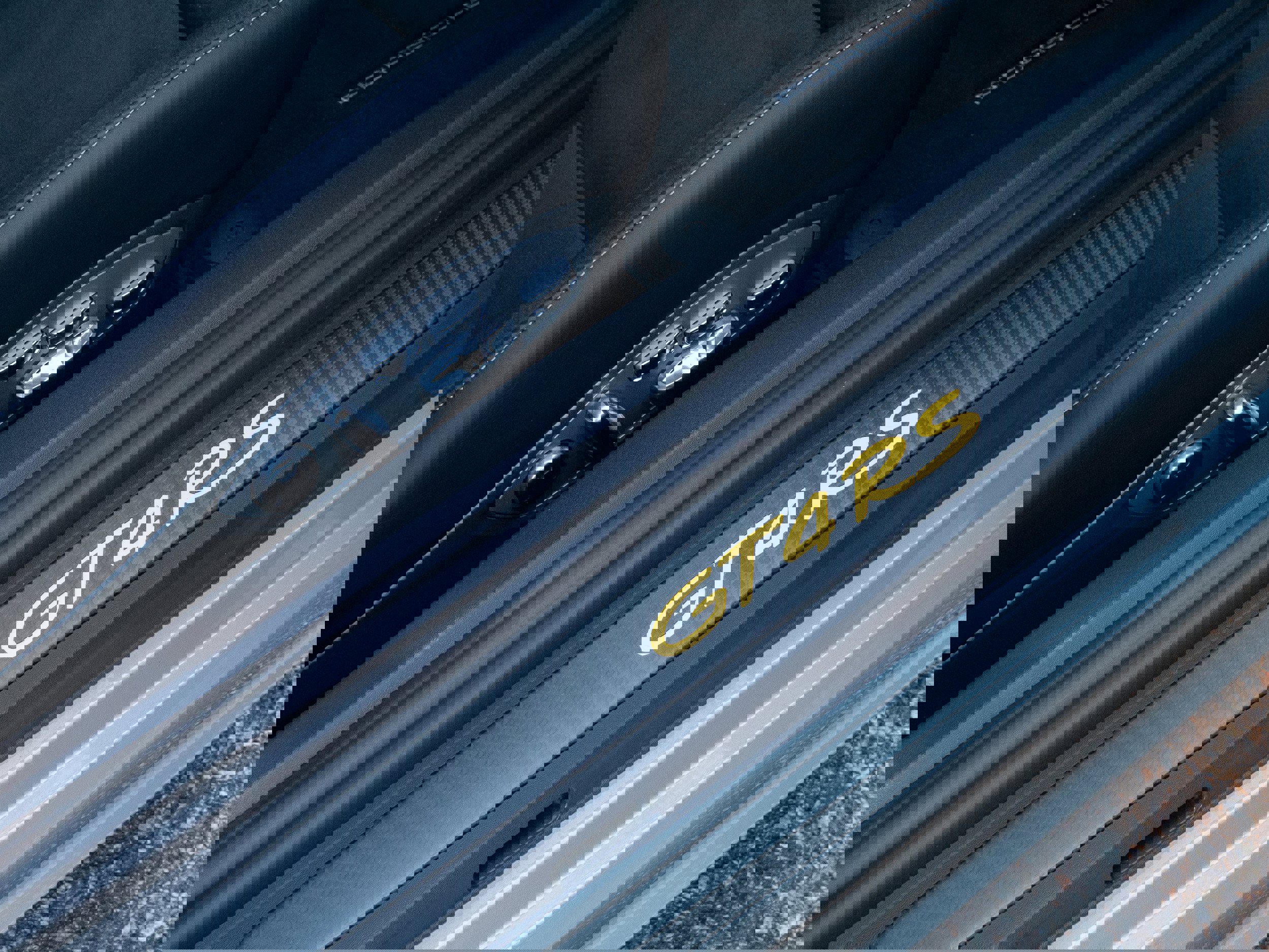 Used 2024 Porsche 718 Cayman GT4 RS image 33