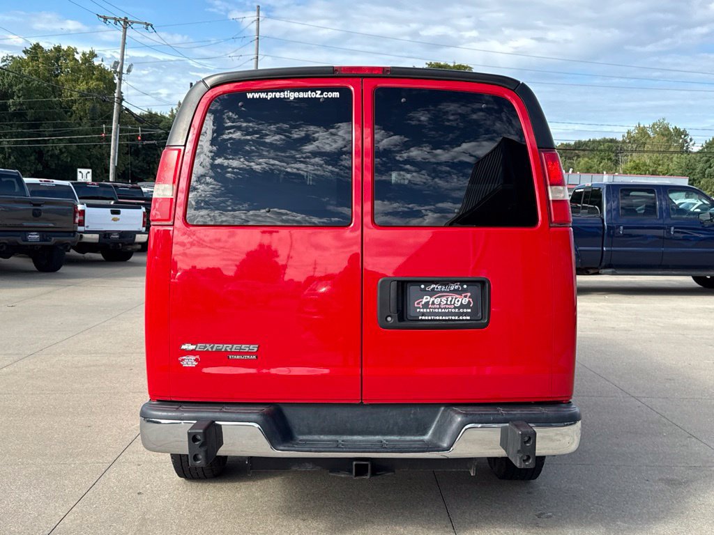 Used 2016 Chevrolet Express 3500 LT w/ LT Preferred Equipment Group RWD image 15