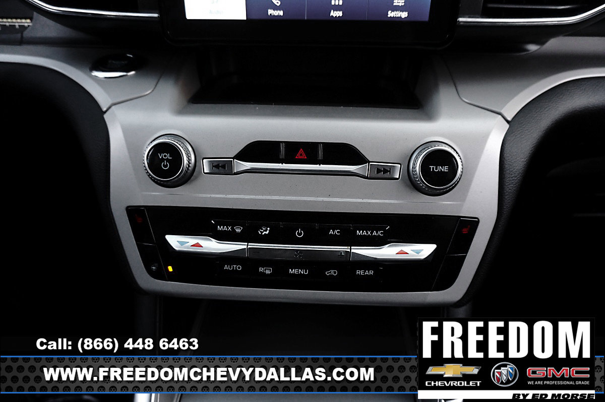 Used 2024 Ford Explorer XLT w/ Equipment Group 202A image 18